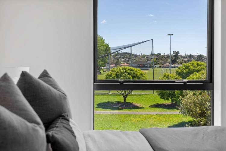 Address withheld Kelston_16