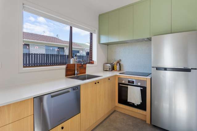 1/2 Vodanovich Road Te Atatu South_1