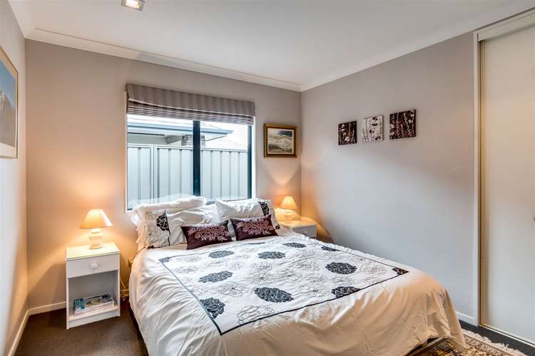 9 Pacific Avenue Poraiti_13