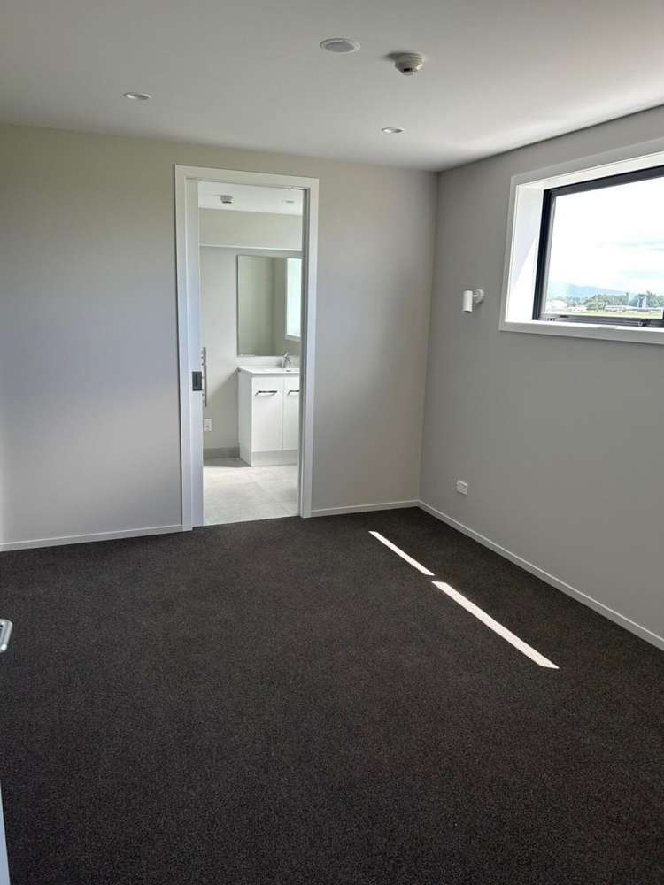 3/141 Ossie James Drive Rukuhia_6