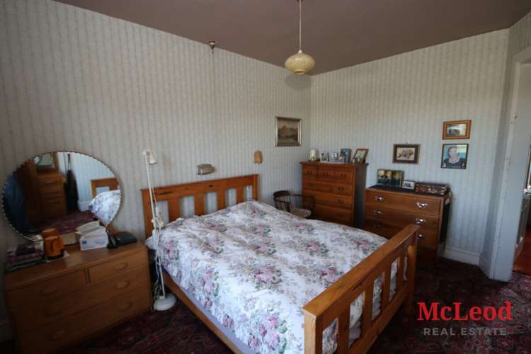 79 Chertsey Line Road Chertsey_15