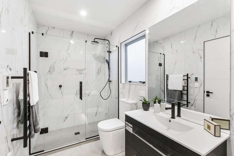 130B Taikata Road Te Atatu Peninsula_13