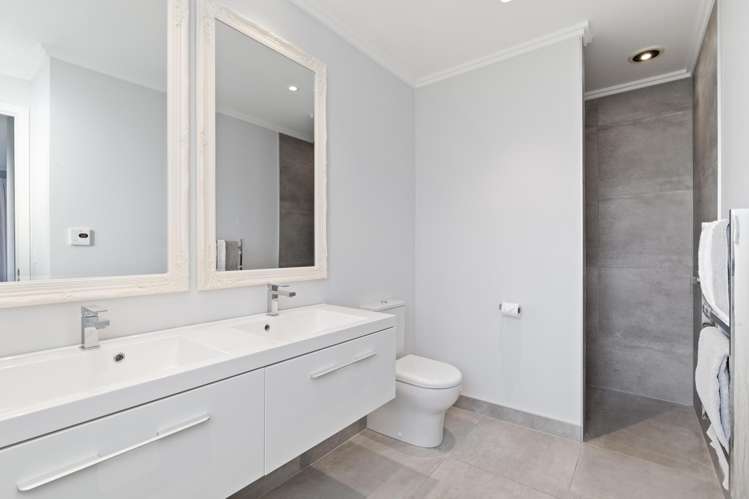 1557 Waiuku Road Waiuku_24