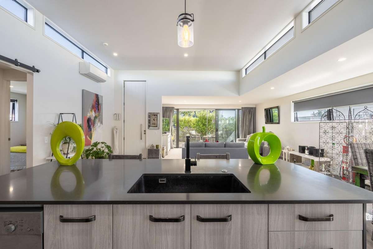 83 Coast Boulevard_5