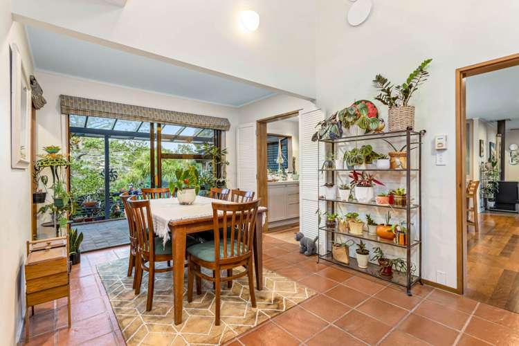 6 Clayden Drive Gulf Harbour_13