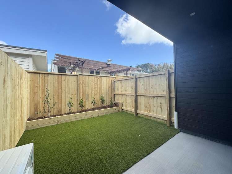 8/83 Ruawai Road 1816_8