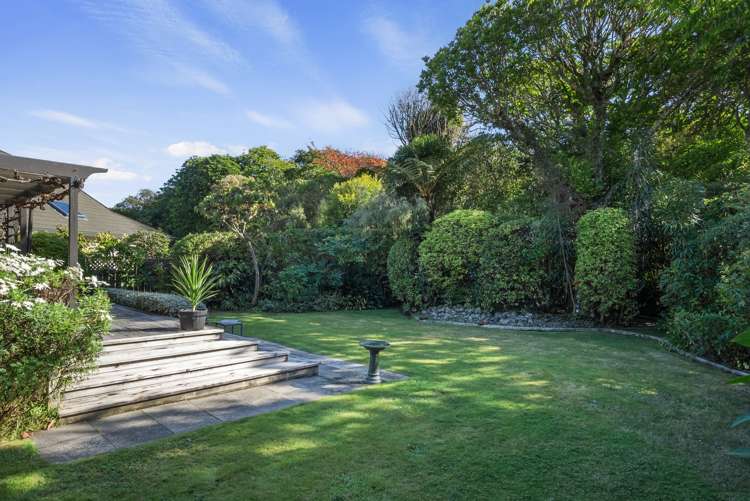 32 Awanui Drive Waikanae_15