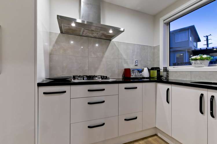 2 Harvest Avenue Orewa_35