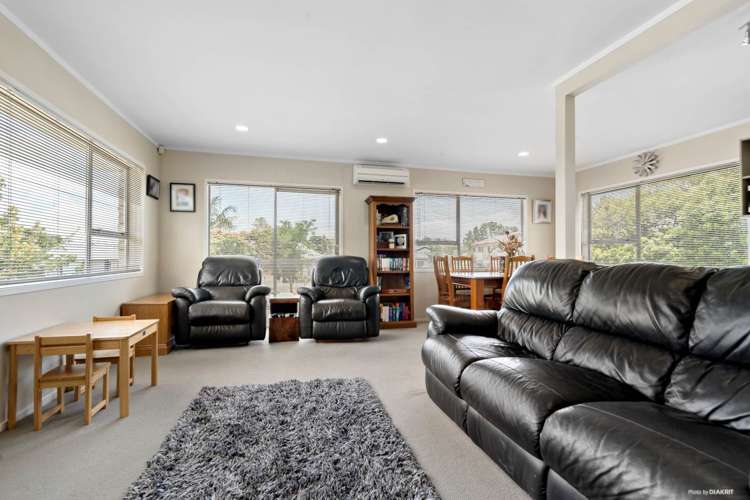 43 Seaward Place Wattle Downs_5