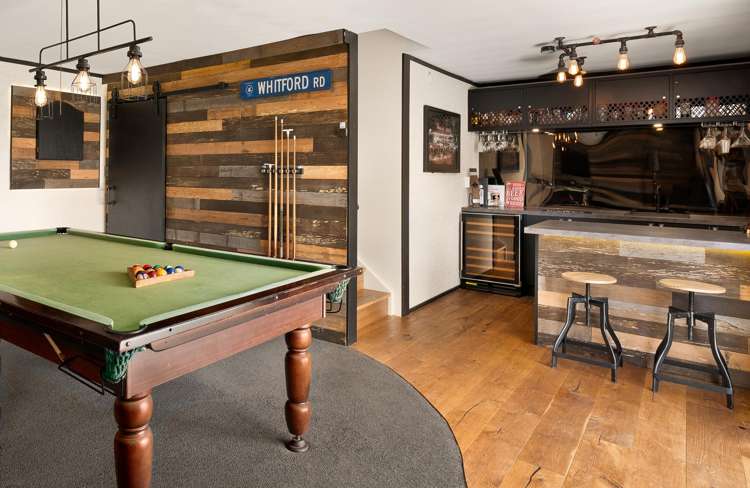 354 Whitford Road Whitford_16