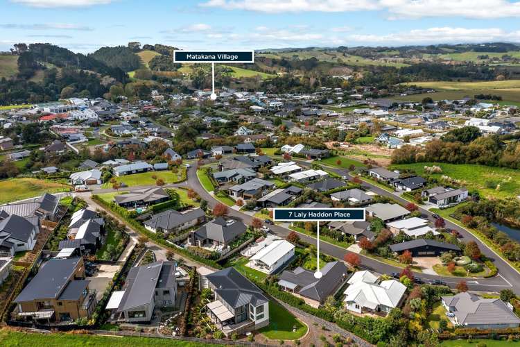 7 Laly Haddon Place Matakana_25