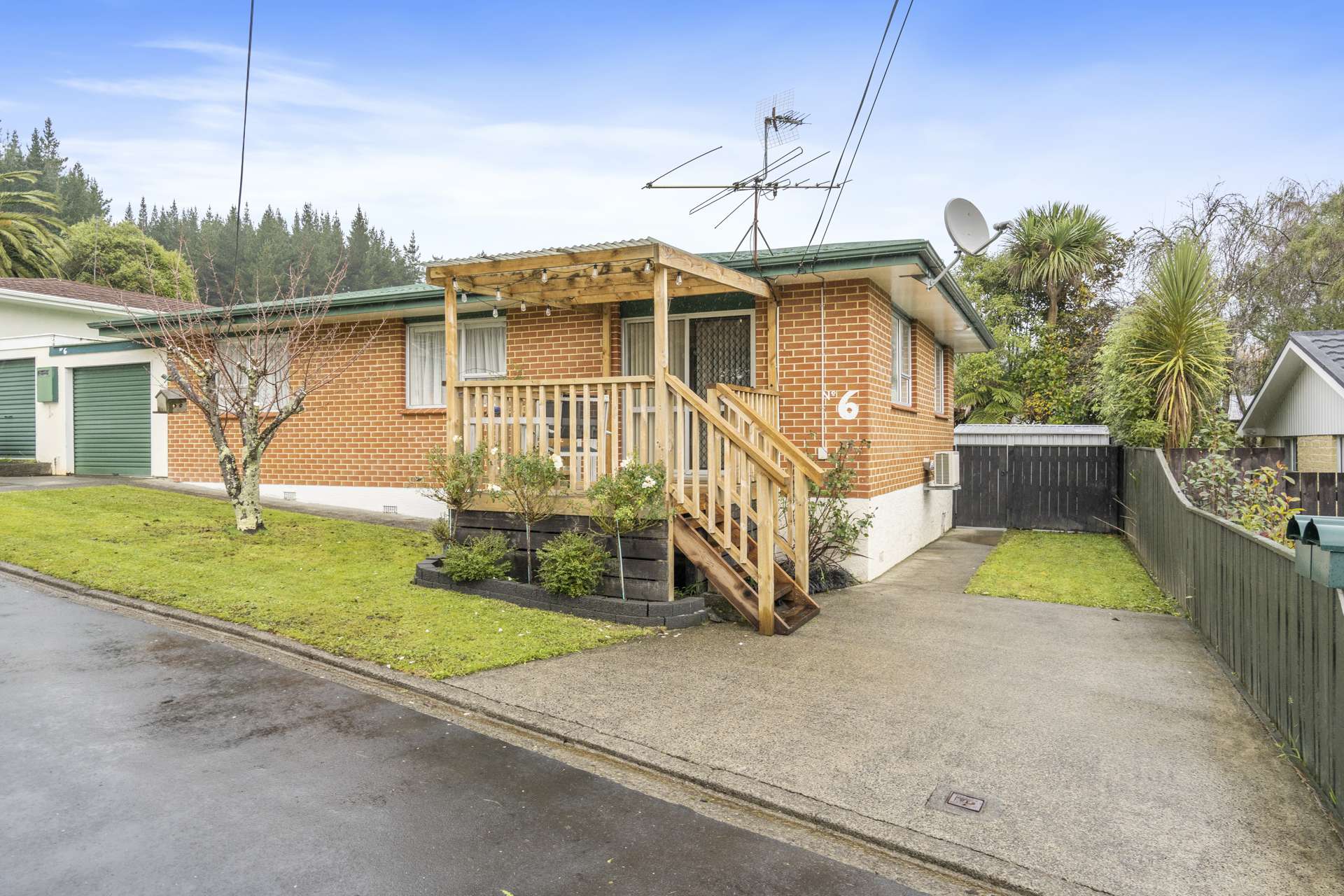 6 Garth Lane Maoribank_0