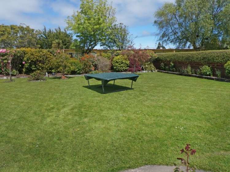 35 Beatrice Street Avenal_13