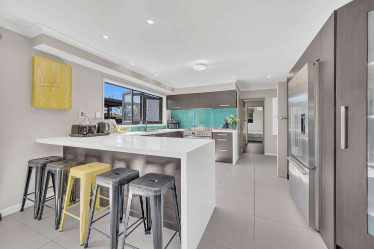 33 Surrey Street Taradale_4