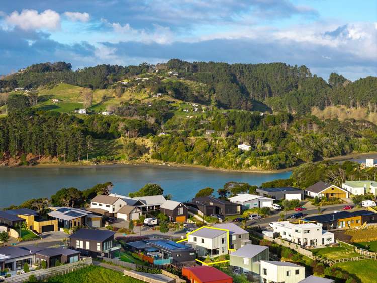 1/56 Rangitahi Road Raglan_34