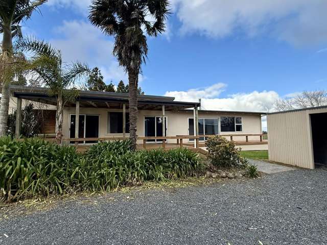 SUNNY RURAL RETREAT – SANDYS ROAD