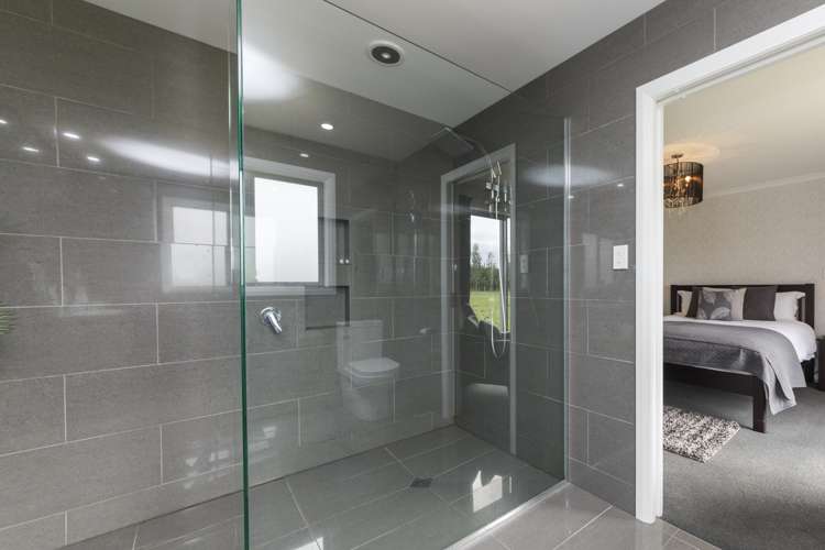 161 Spur Road West Feilding_21