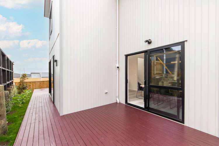 51 Puwha Street Massey_23