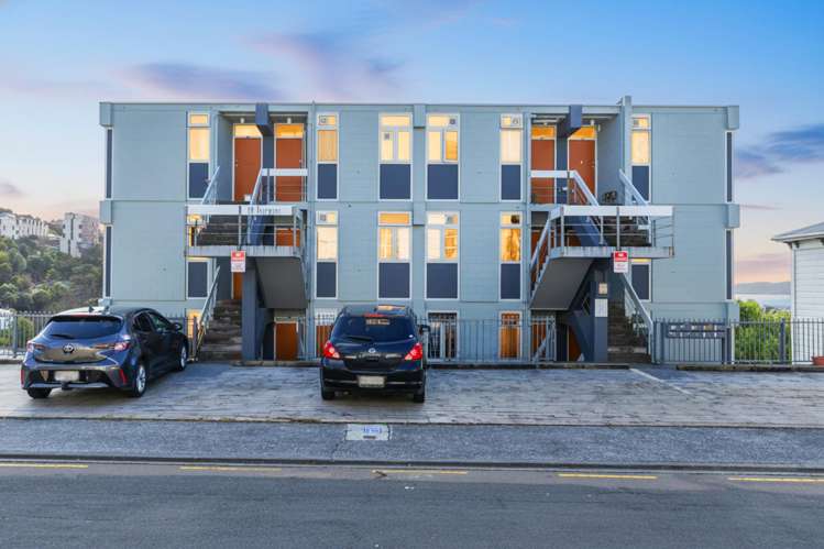 3B/20 Maarama Crescent Aro Valley_11