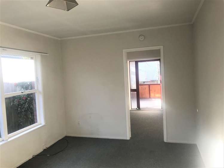 3/328 Lake Road Hauraki_7