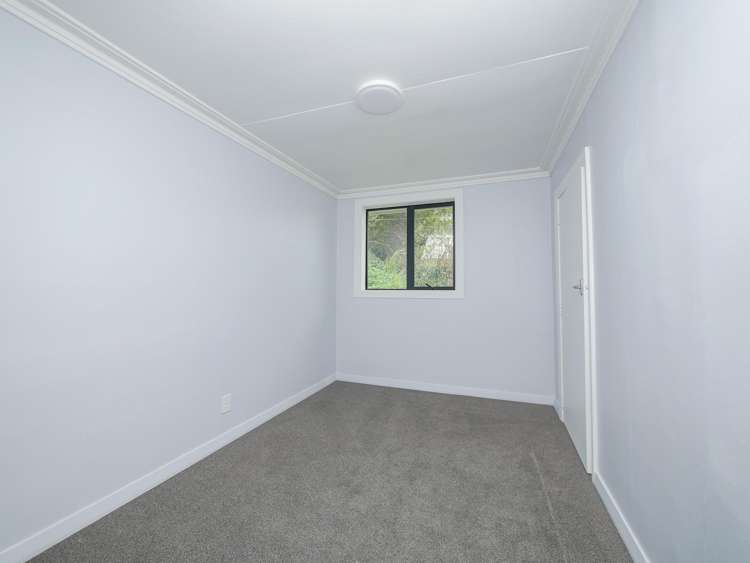 184 Main South Road Green Island_11