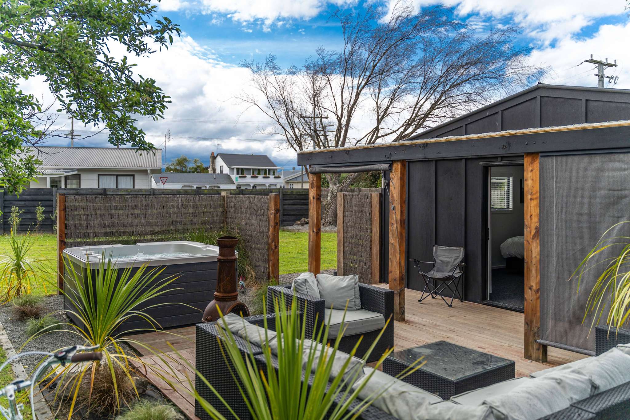 Battle for 25sqm: Block contestant's glammed up shed sells for $595,000