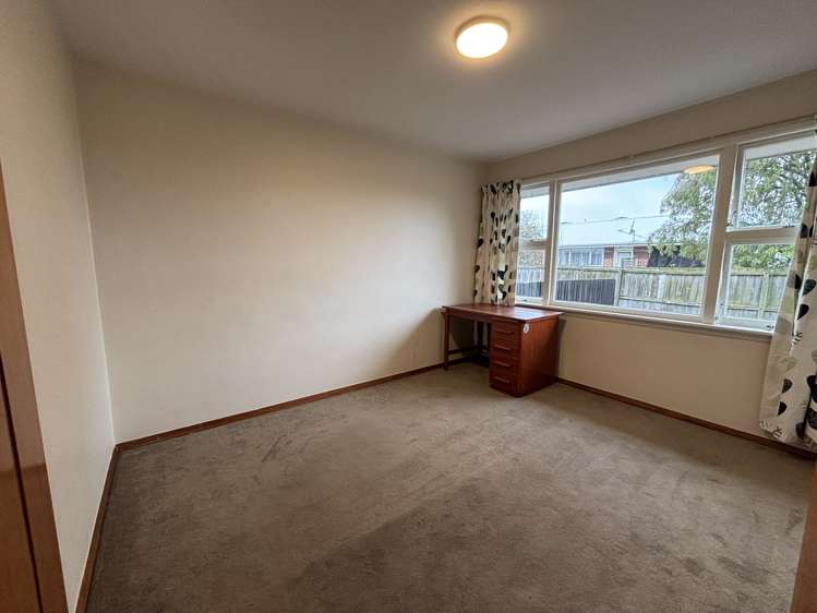 2/597 Cashel Street Linwood_5