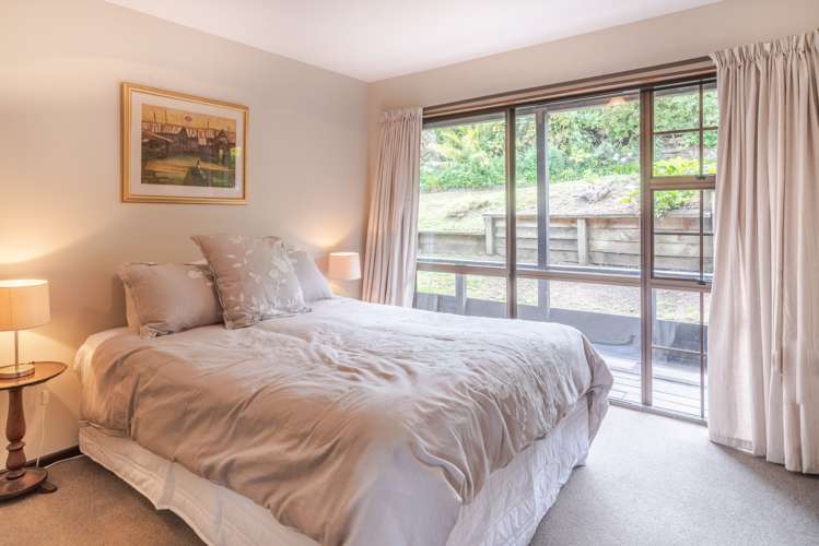 6 Settlers Hill Akaroa_14