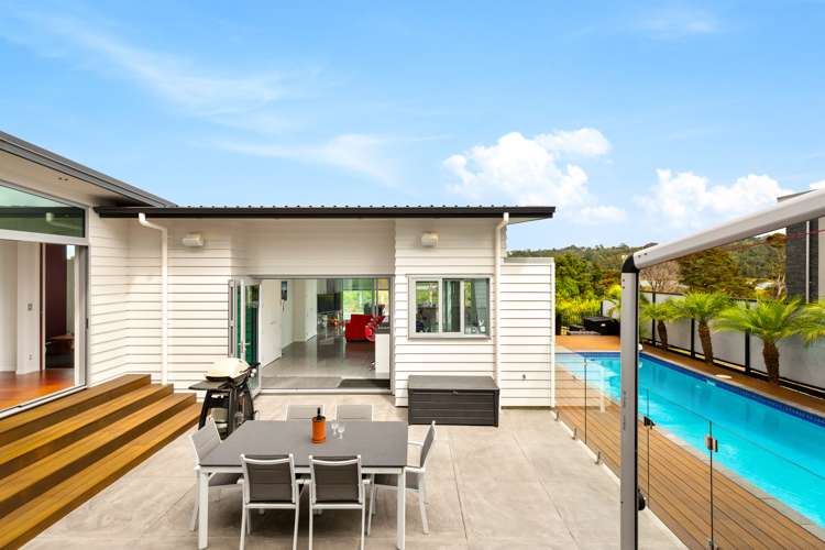 8 Kerema Way Schnapper Rock_12