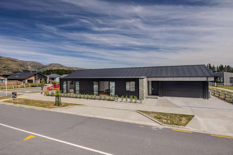 2 Pinn Street Lake Hawea_26