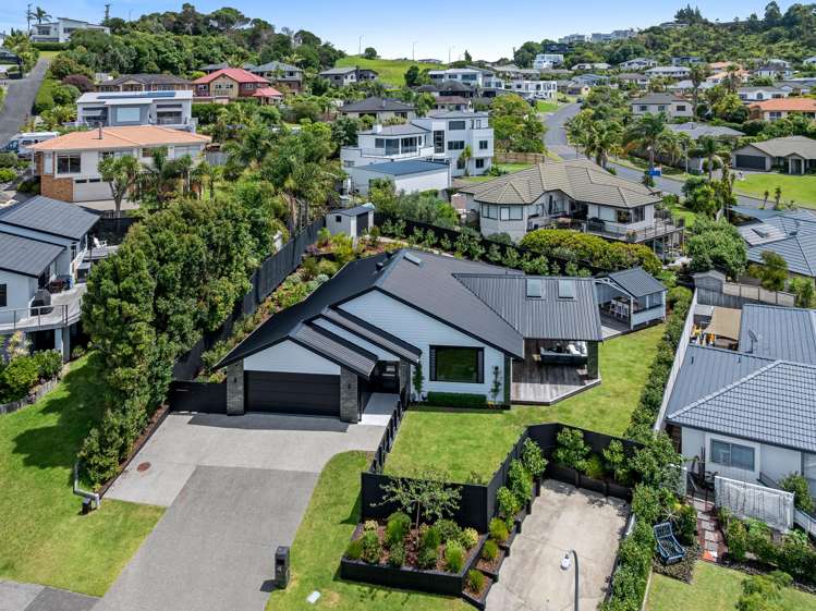 4 Grovenor Drive Orewa_22