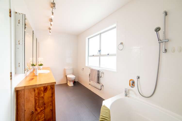 11 Tamahere Drive Glenfield_12