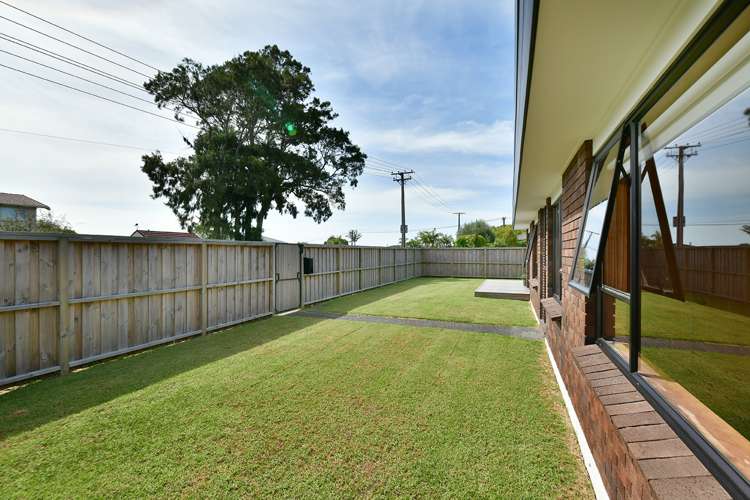 1/2 Law Street Torbay_9