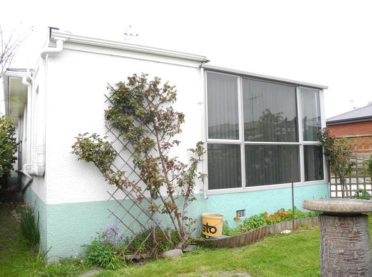 2/35 Dee Street Seaview_19