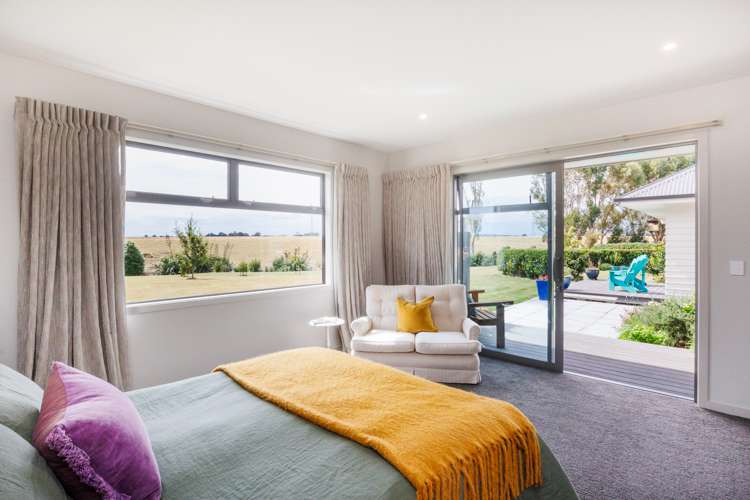 20 Loveston Lane Kelvin Grove_16