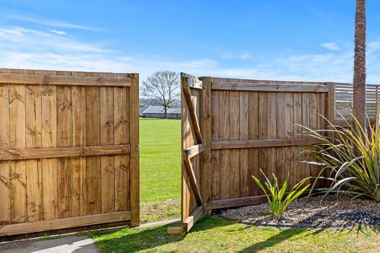 42 Alva Glen Place Pyes Pa_23