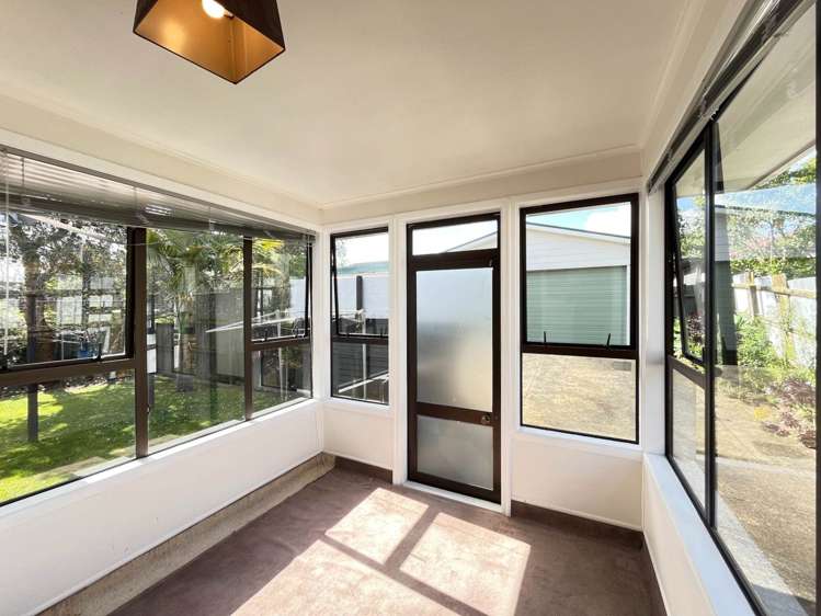 17 Hinau Street New Lynn_5