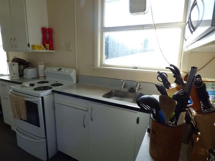 211 Clyde Street Balclutha_6