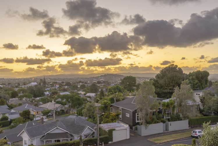 29 Valley Road Mount Eden_17