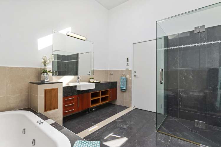 6 Sea View Terrace Maraetai_28