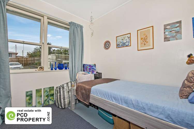 19 Raewyn Street Morningside_9