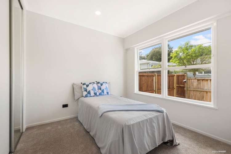 1/11 Tonkin Drive Sunnynook_7