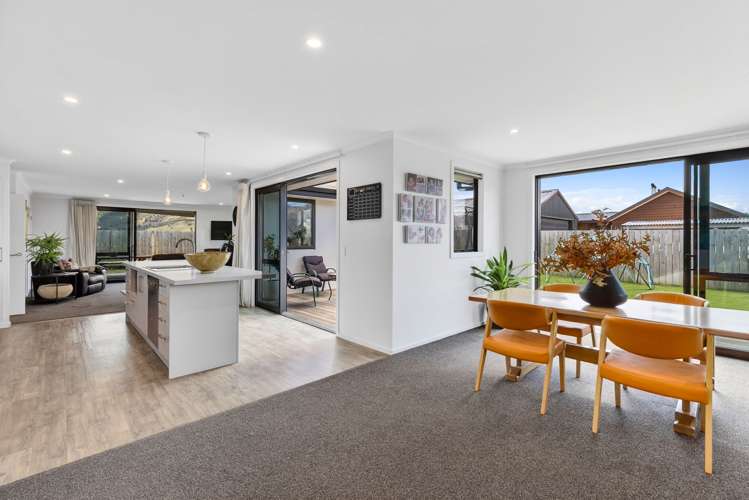 9 Isthmus Place Lake Hawea_6