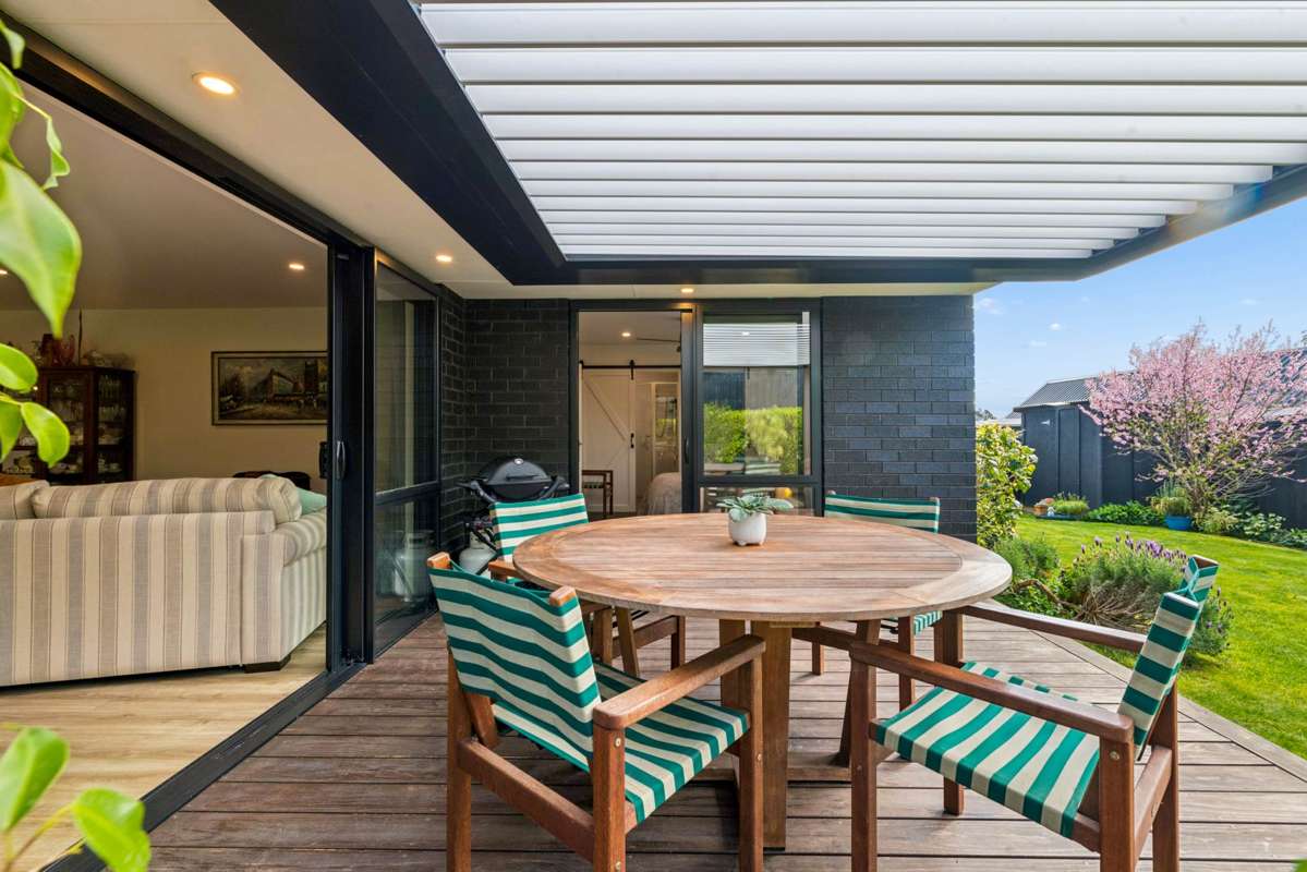 4 Walter Lawry Road_2