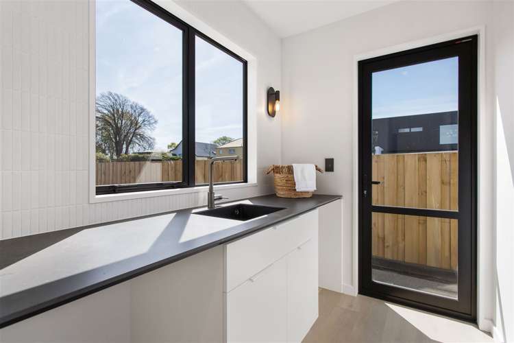 12a Memorial Avenue Ilam_16