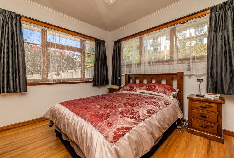 16 June Street Highfield_15