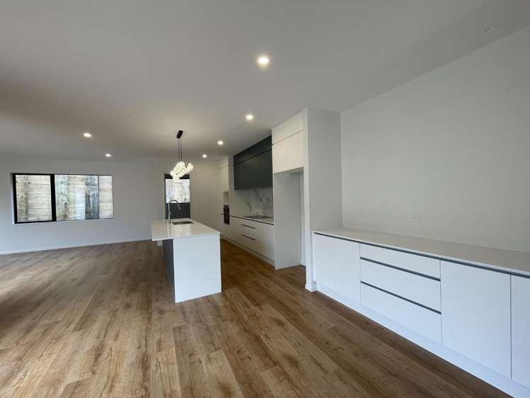 5 Wallis Lane Orewa_5