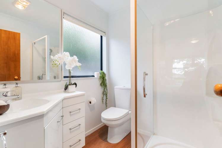 2/19 Tableau Place Totara Vale_11