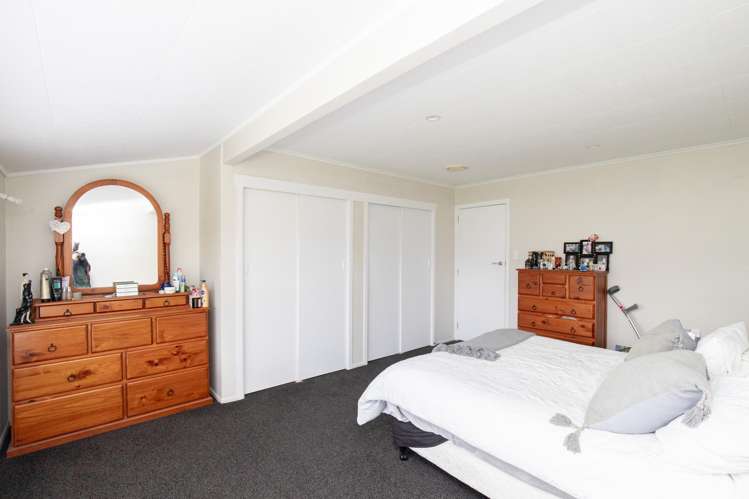 2 McQuarrie Place Ngatea_8