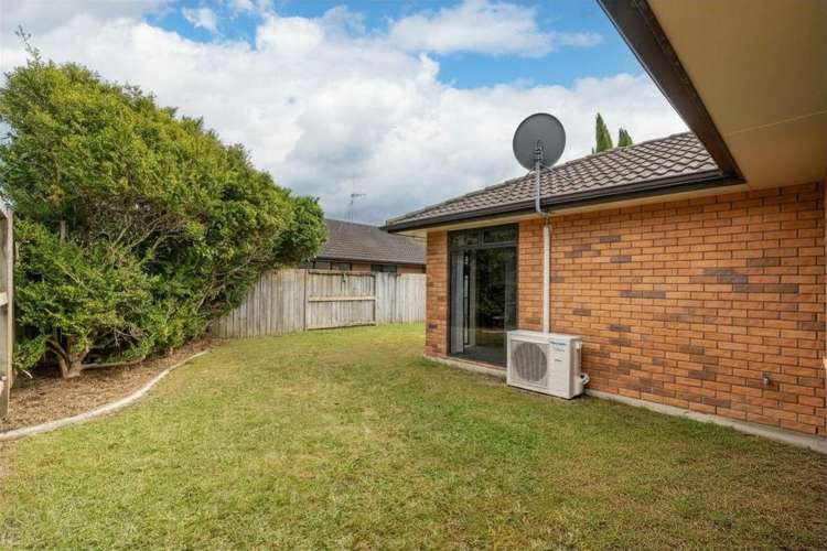 14 St Johns Avenue Hamilton East_11